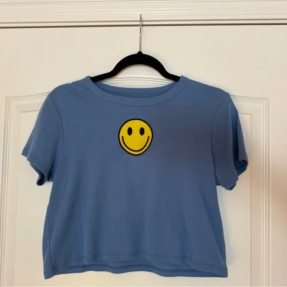 Blue Smiley Face Crop Top - Picture 4 of 6